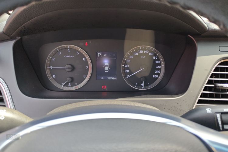 Hyundai Sonata 2017 صورة سيارة #13