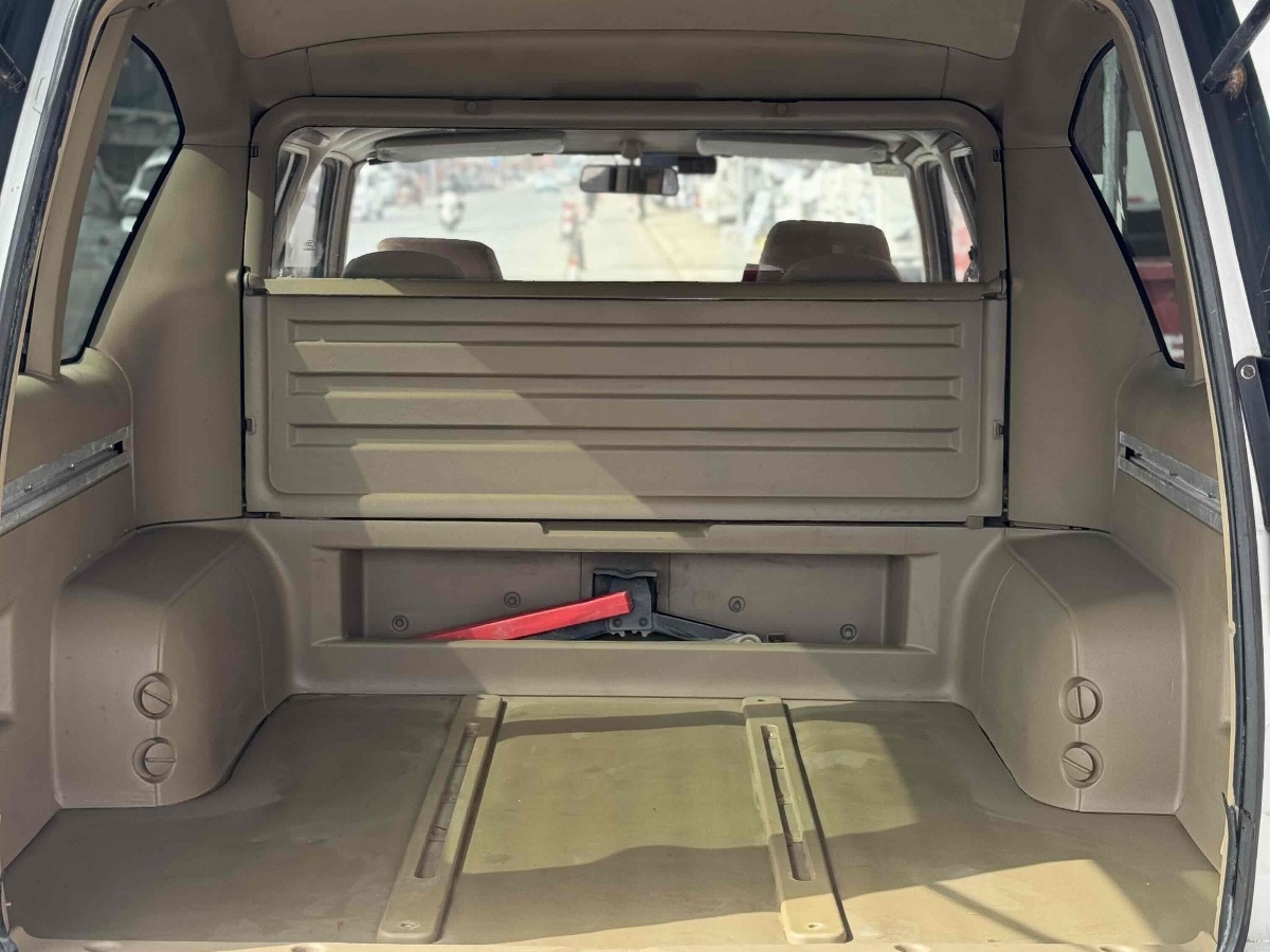 日产 日产ZN厢式车 2017 汽车图片 #13