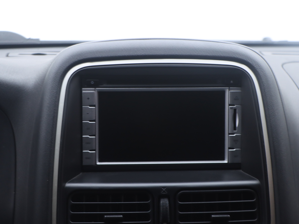 日产 日产帕拉丁 2016 汽车图片 #13