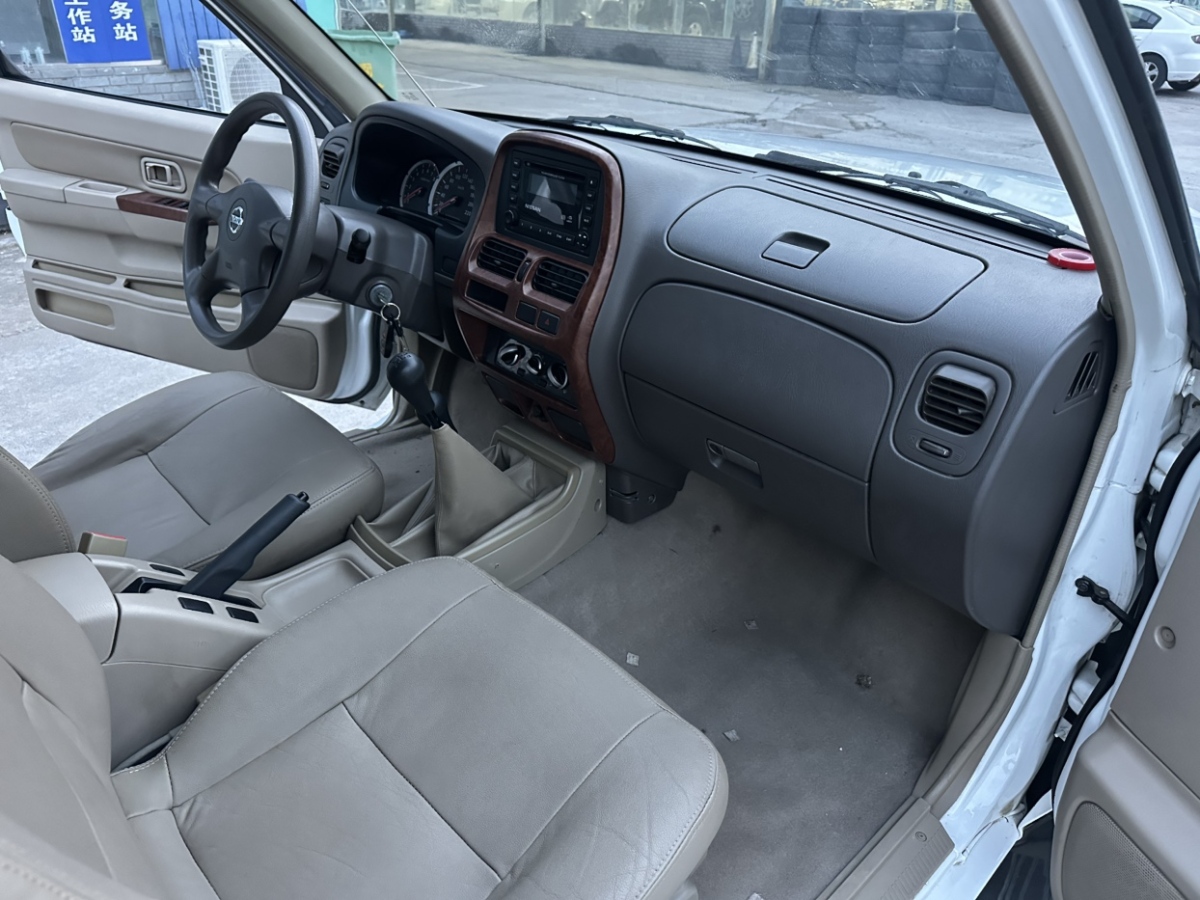 Nissan D22 2016 car image #13