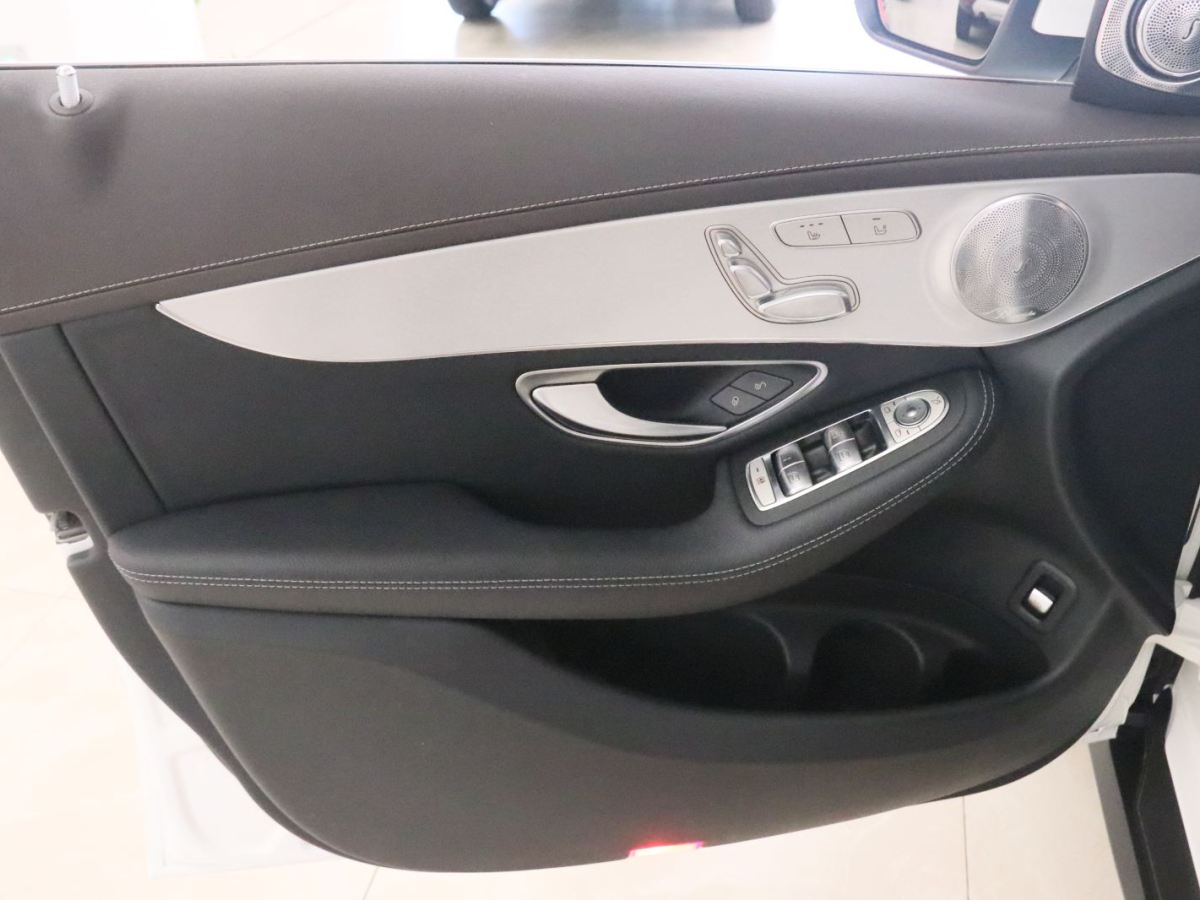 Mercedes-Benz GLC Class New Energy 2022 imagen de coche #13