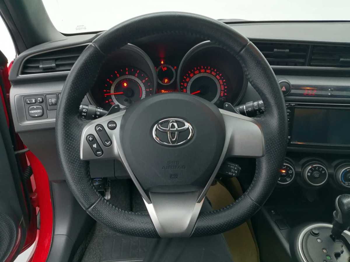 Toyota Zelas 2013 car image #13