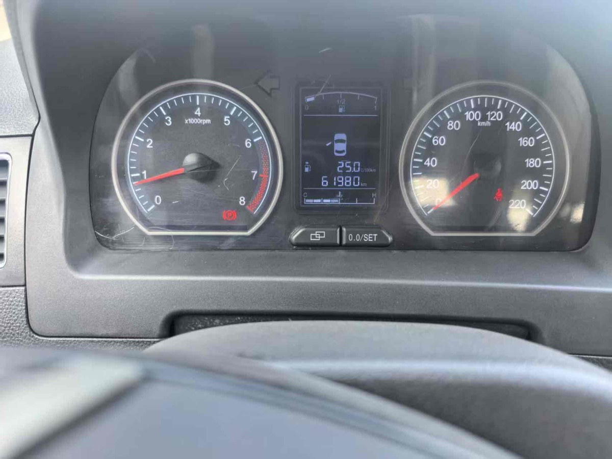 Forthing JOYEAR X3 2015 immagine di auto #13