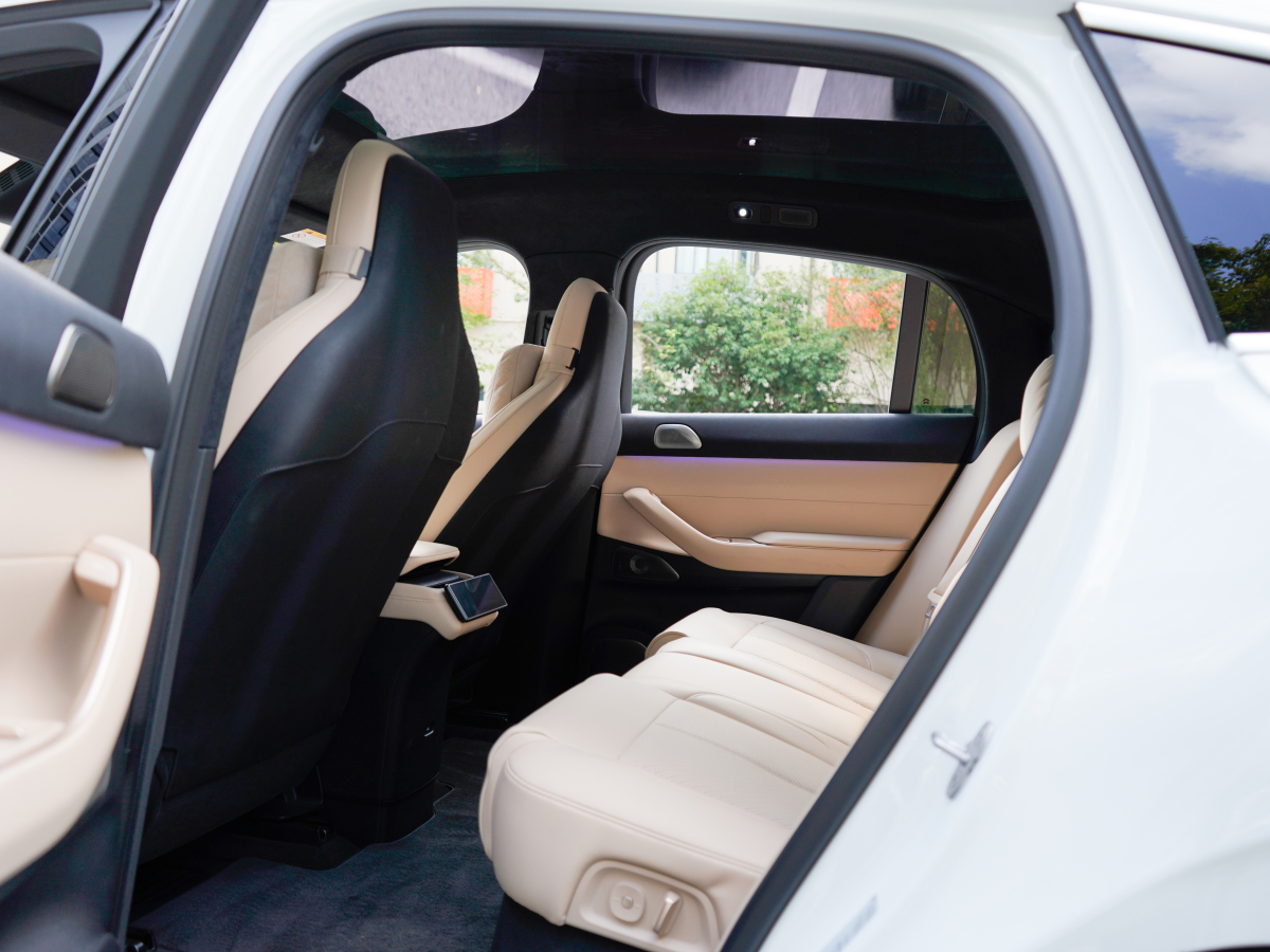 NIO EC7 2024 car image #13