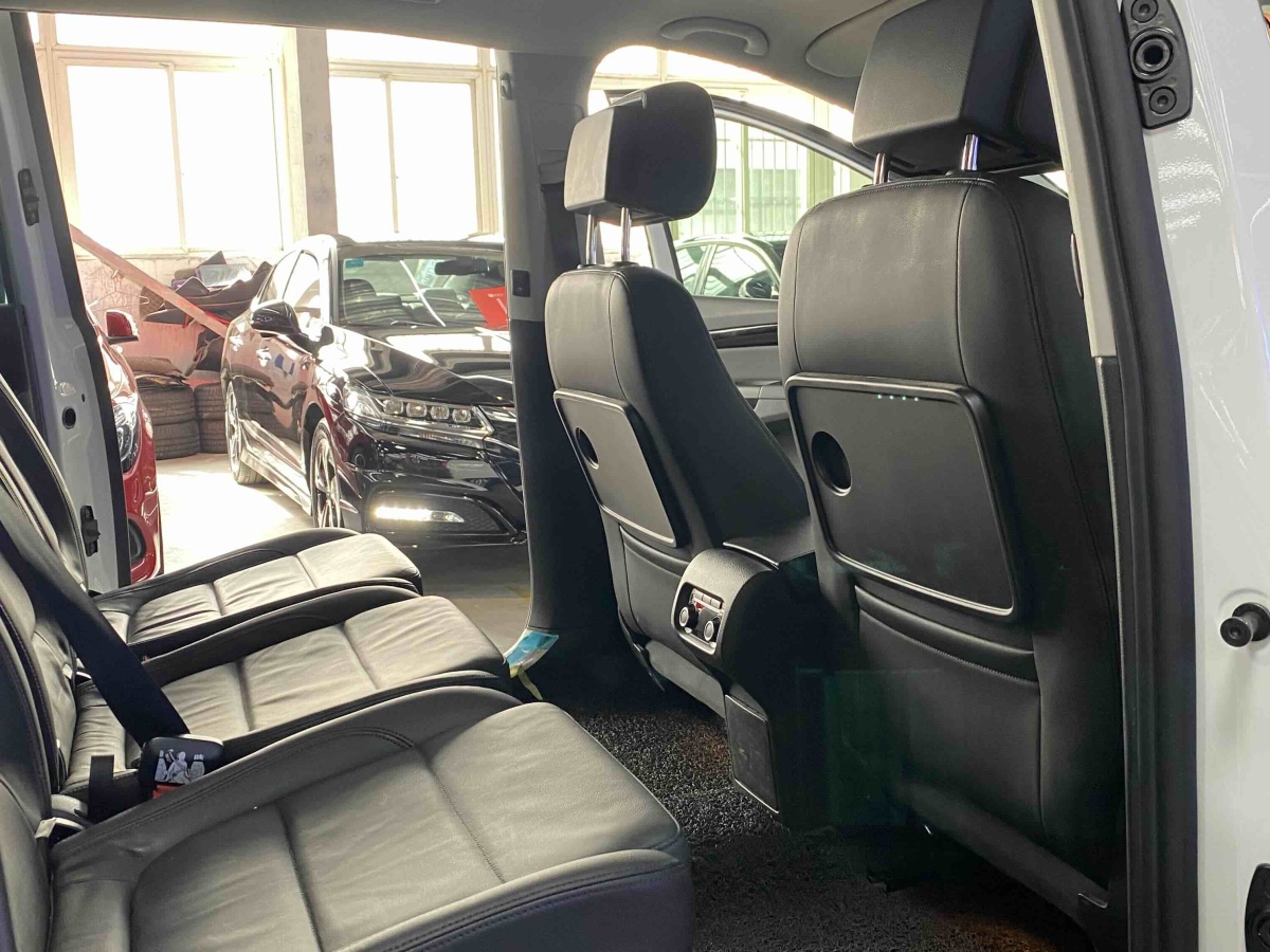 Volkswagen Sharan 2017 imagem de carro #13