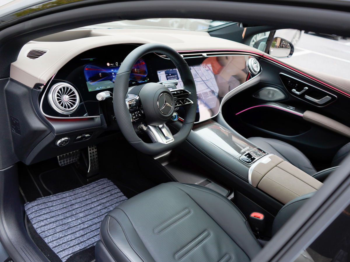 Mercedes-Benz EQS AMG 2024 car image #13