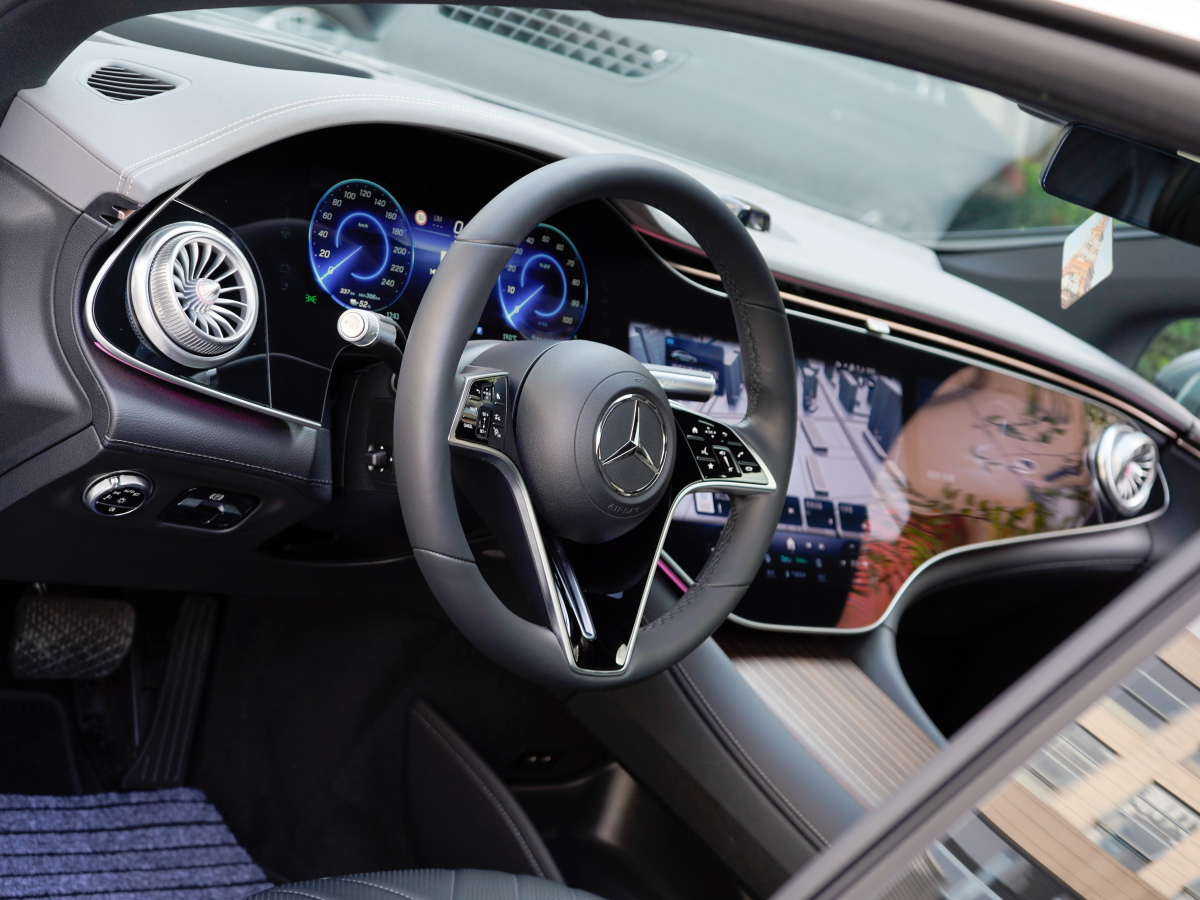 Mercedes-Benz EQS Class 2024 #13 Mercedes-Benz EQS Class 2024 car image #13