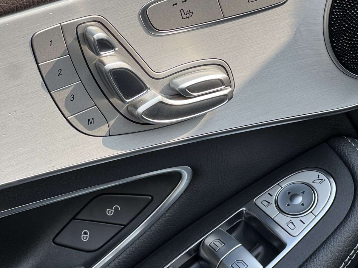 Mercedes-Benz GL AMG 2022 image de voiture #13