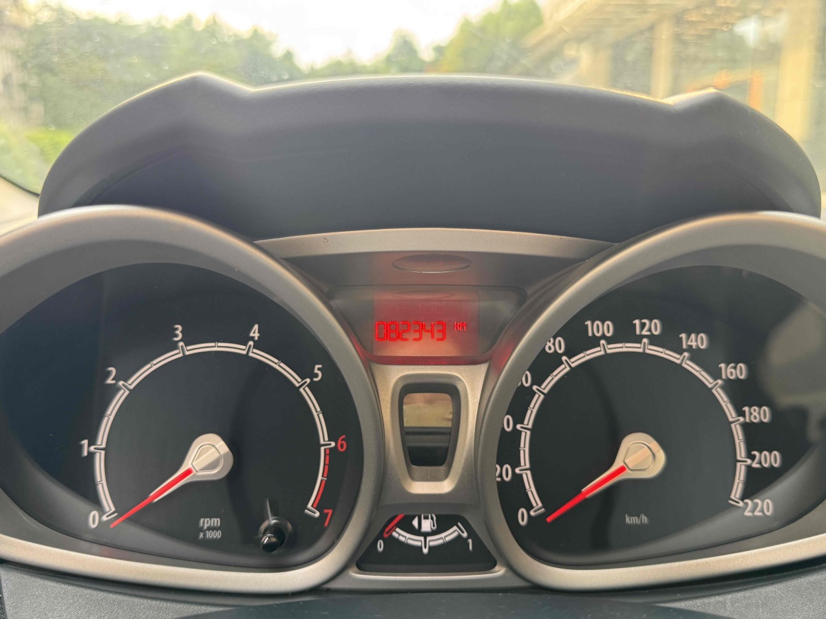 Ford Fiesta (Imported) 2010 #13 Ford Fiesta (Imported) 2010 car image #13