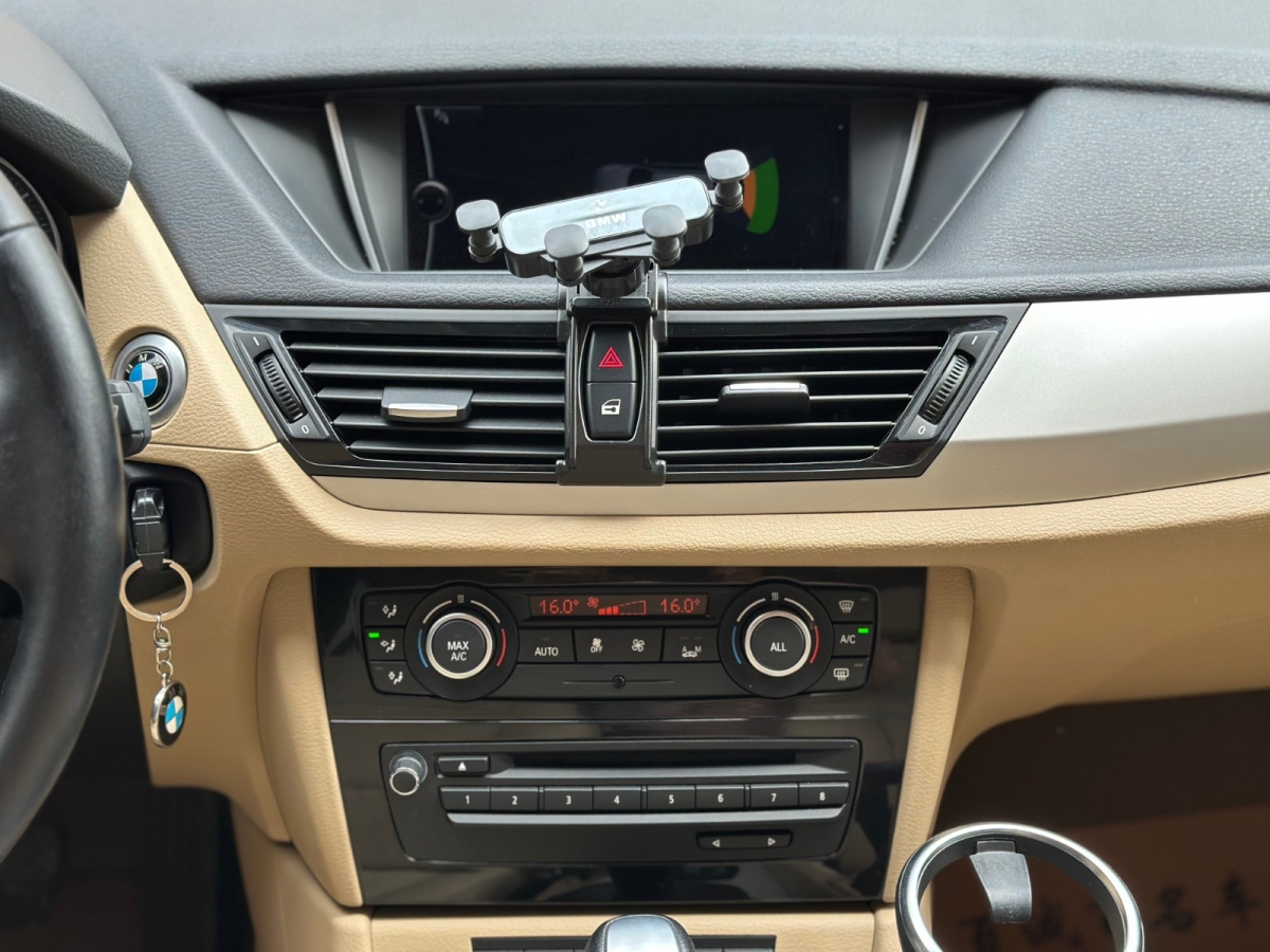 BMW X1 (Imported) 2013 imagen de coche #13