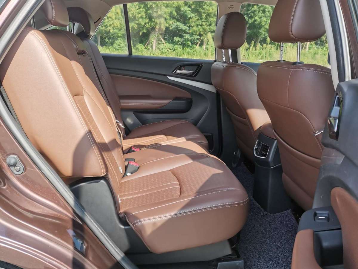 BYD S7 2016 car image #13