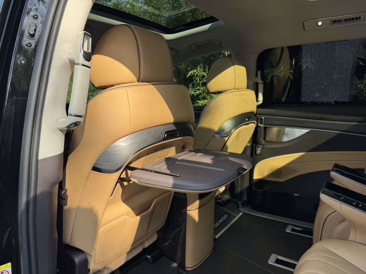 腾势 腾势D9 2024 汽车图片 #13