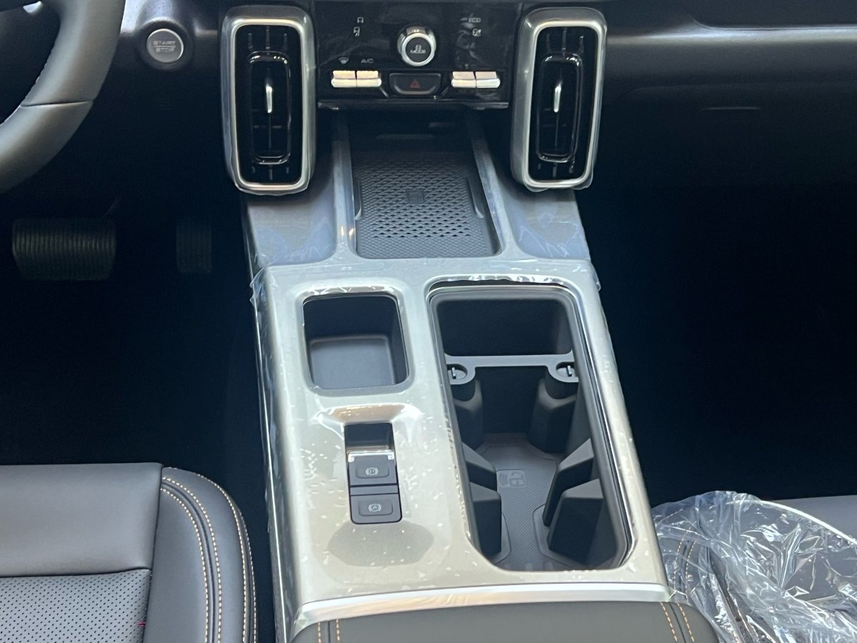 Haval X Dog / Dargo 2025 #13 Haval X Dog / Dargo 2025 car image #13