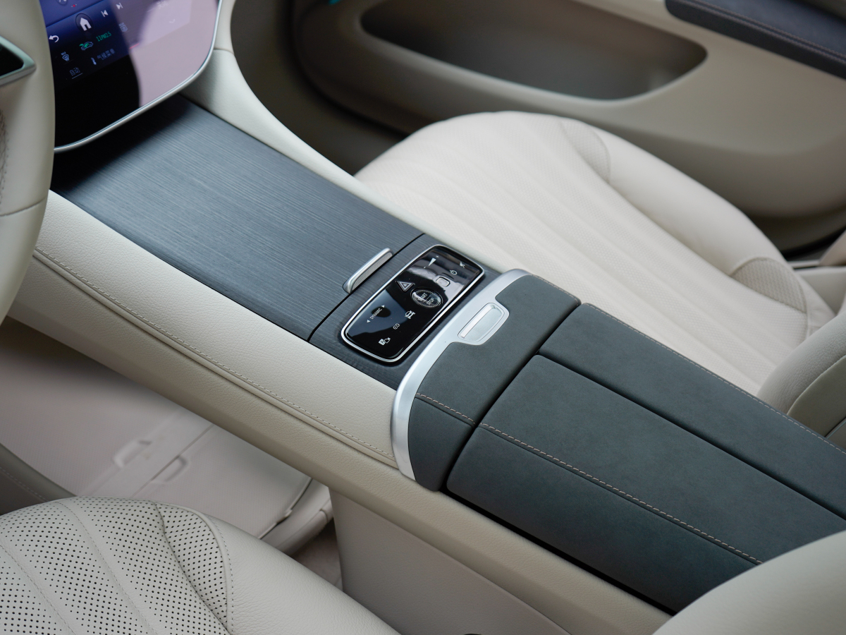 Mercedes-Benz EQS Class 2024 #13 Mercedes-Benz EQS Class 2024 car image #13