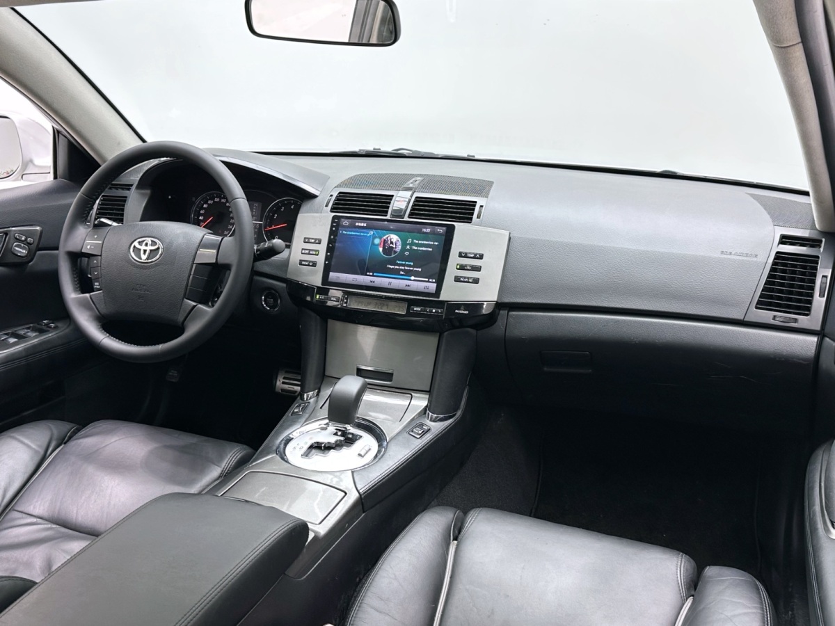 Toyota Reiz 2008 immagine di auto #13