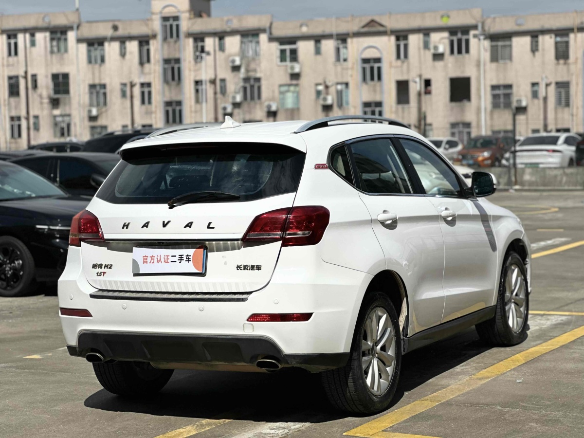 Haval H2 2015 car image #13