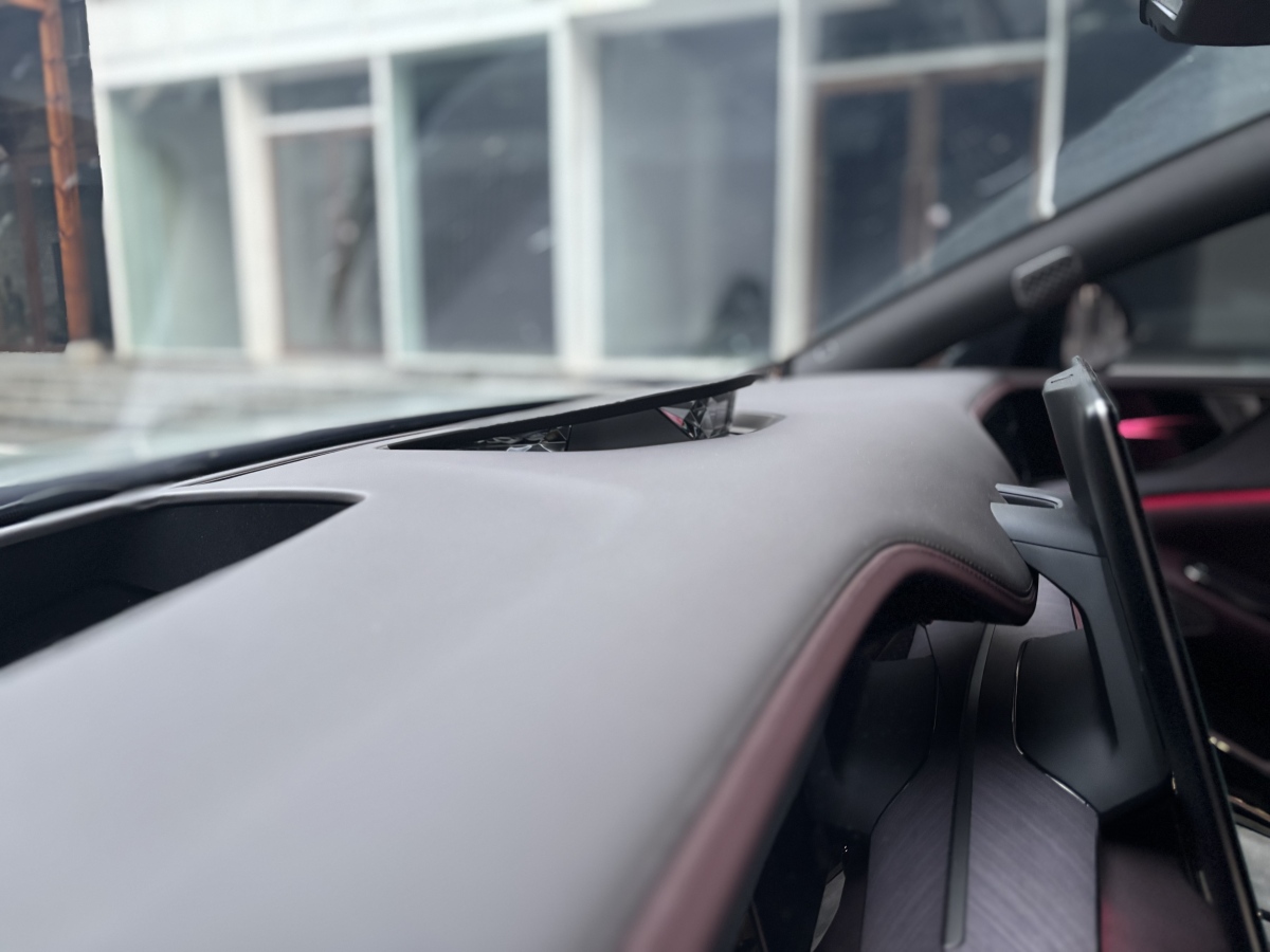 Denza Z9GT 2024 immagine di auto #13