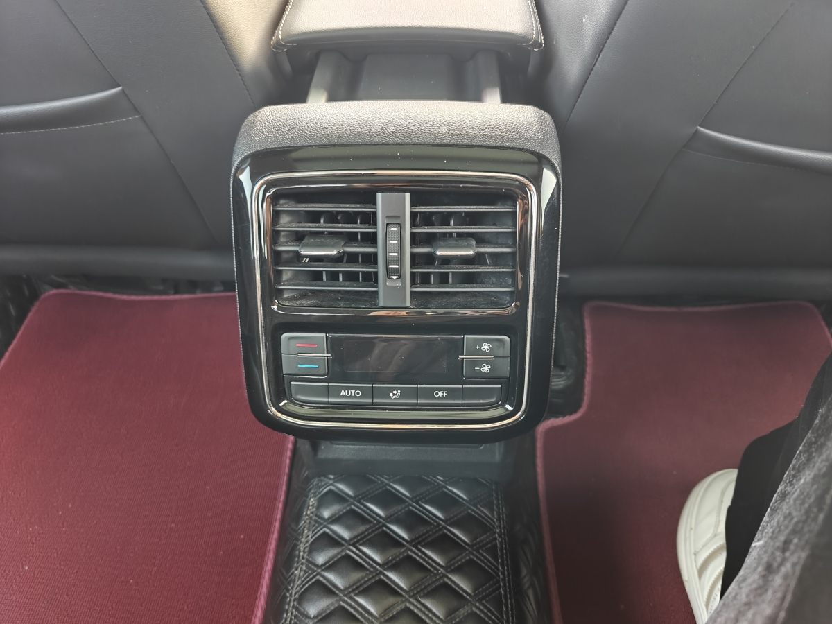 Volkswagen Passat New Energy 2019 #13 Volkswagen Passat New Energy 2019 صورة سيارة #13