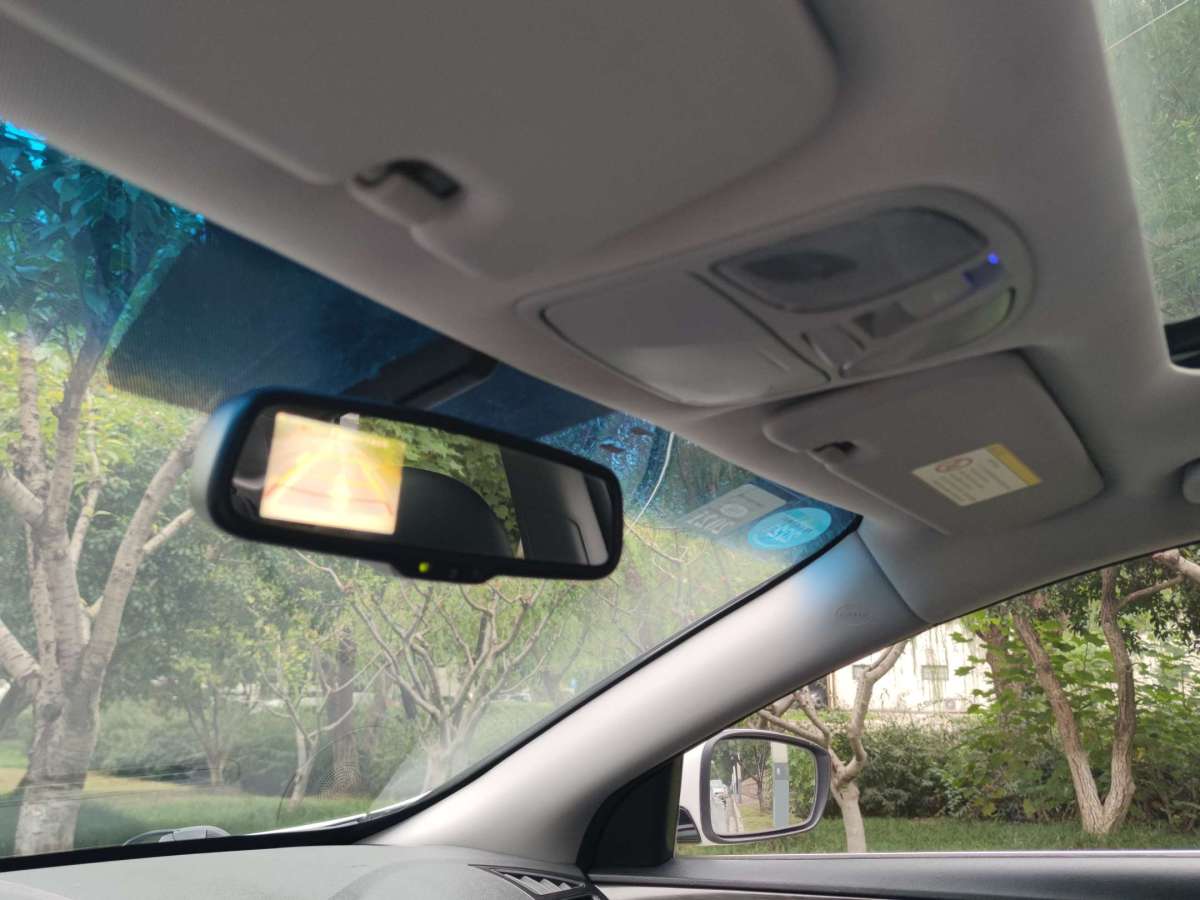 现代 索纳塔 2011 汽车图片 #13