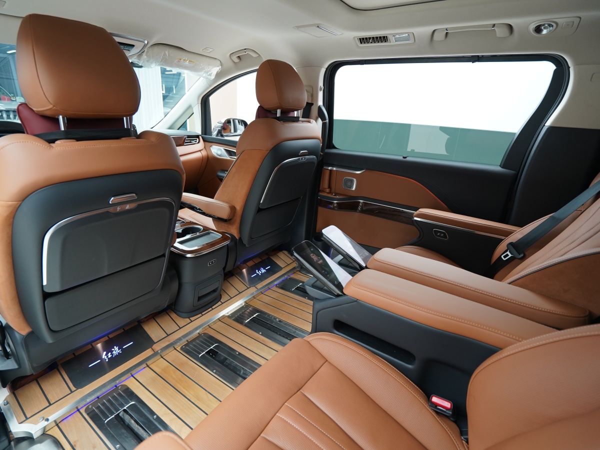 HongQi HQ9 2023 #13 HongQi HQ9 2023 car image #13