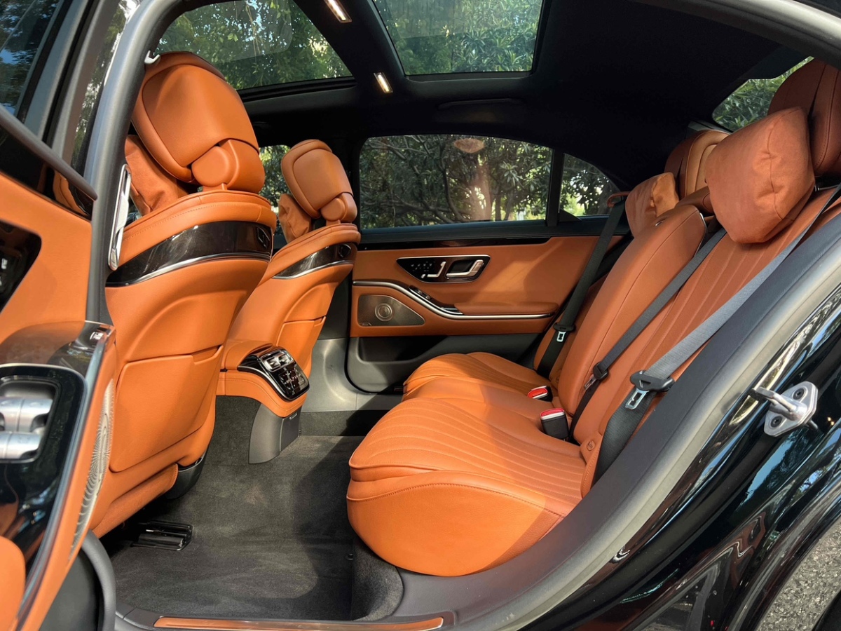 Mercedes-Benz GL AMG 2023 immagine di auto #13