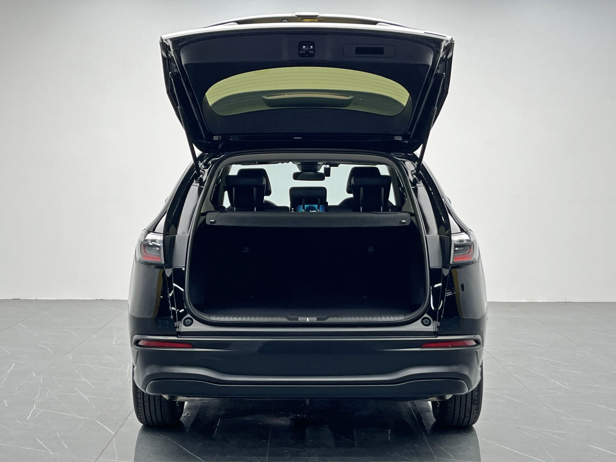 Honda HR-V 2023 car image #13