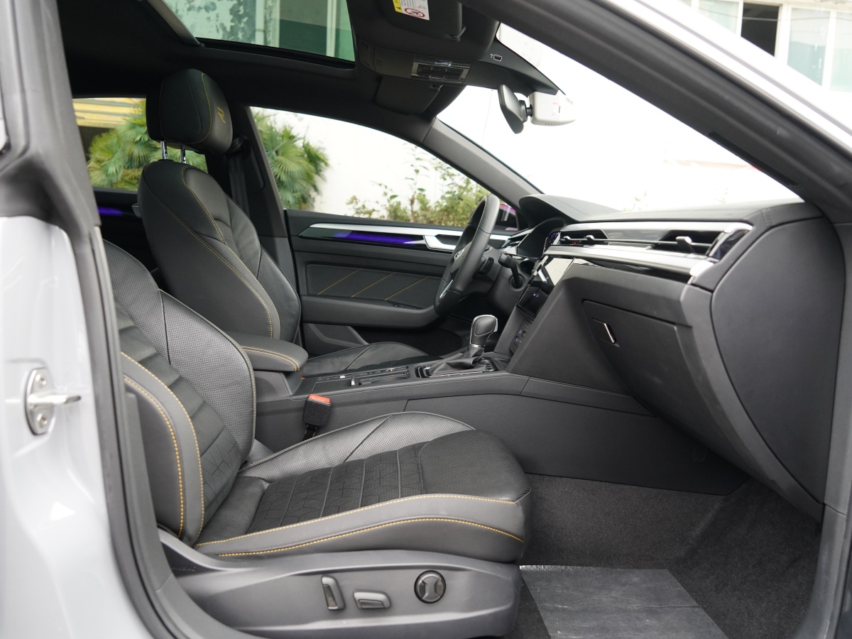 Volkswagen CC 2024 car image #13