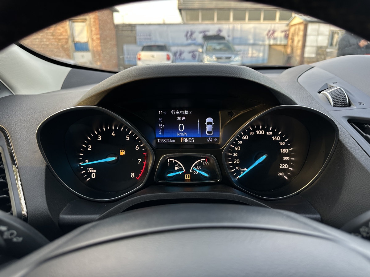 Ford Kuga 2017 car image #13