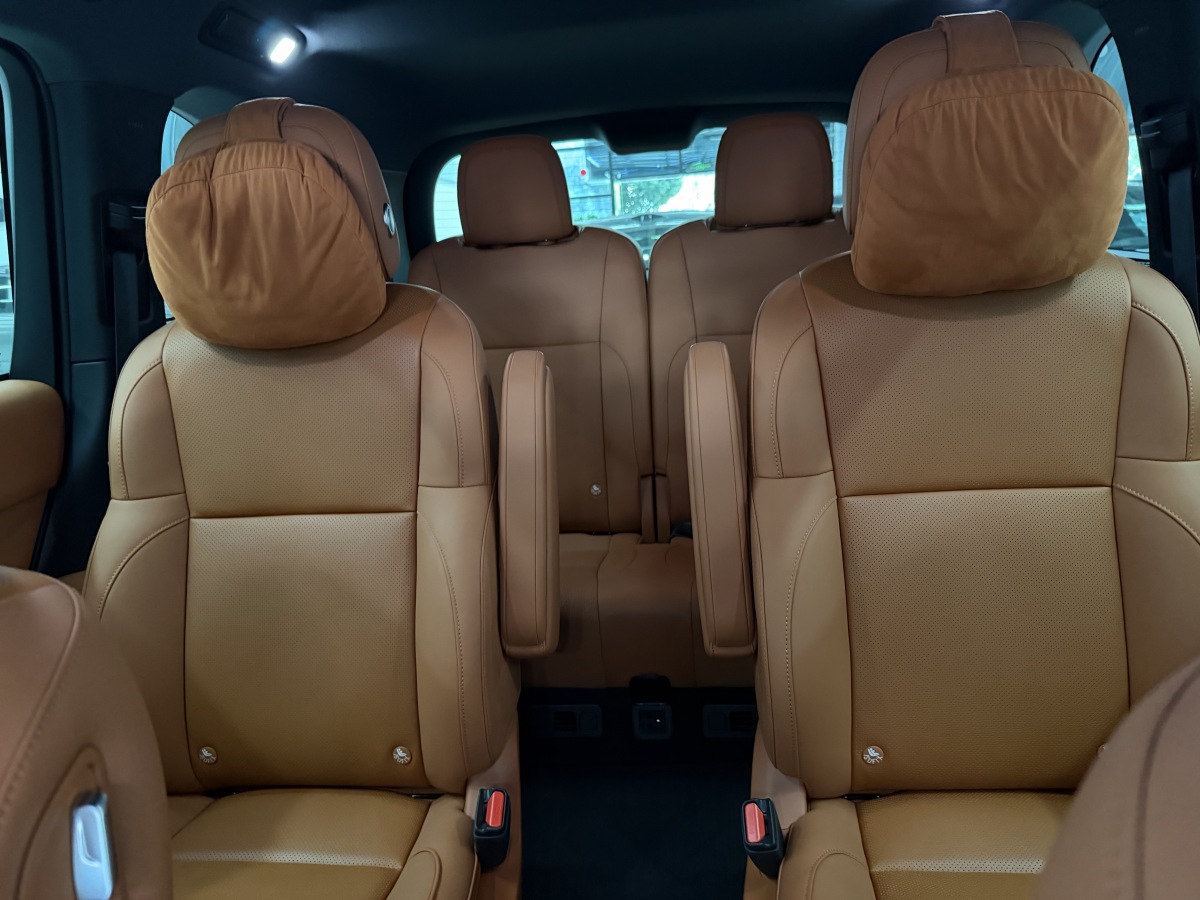 Li L8 2024 изображение автомобиля #13