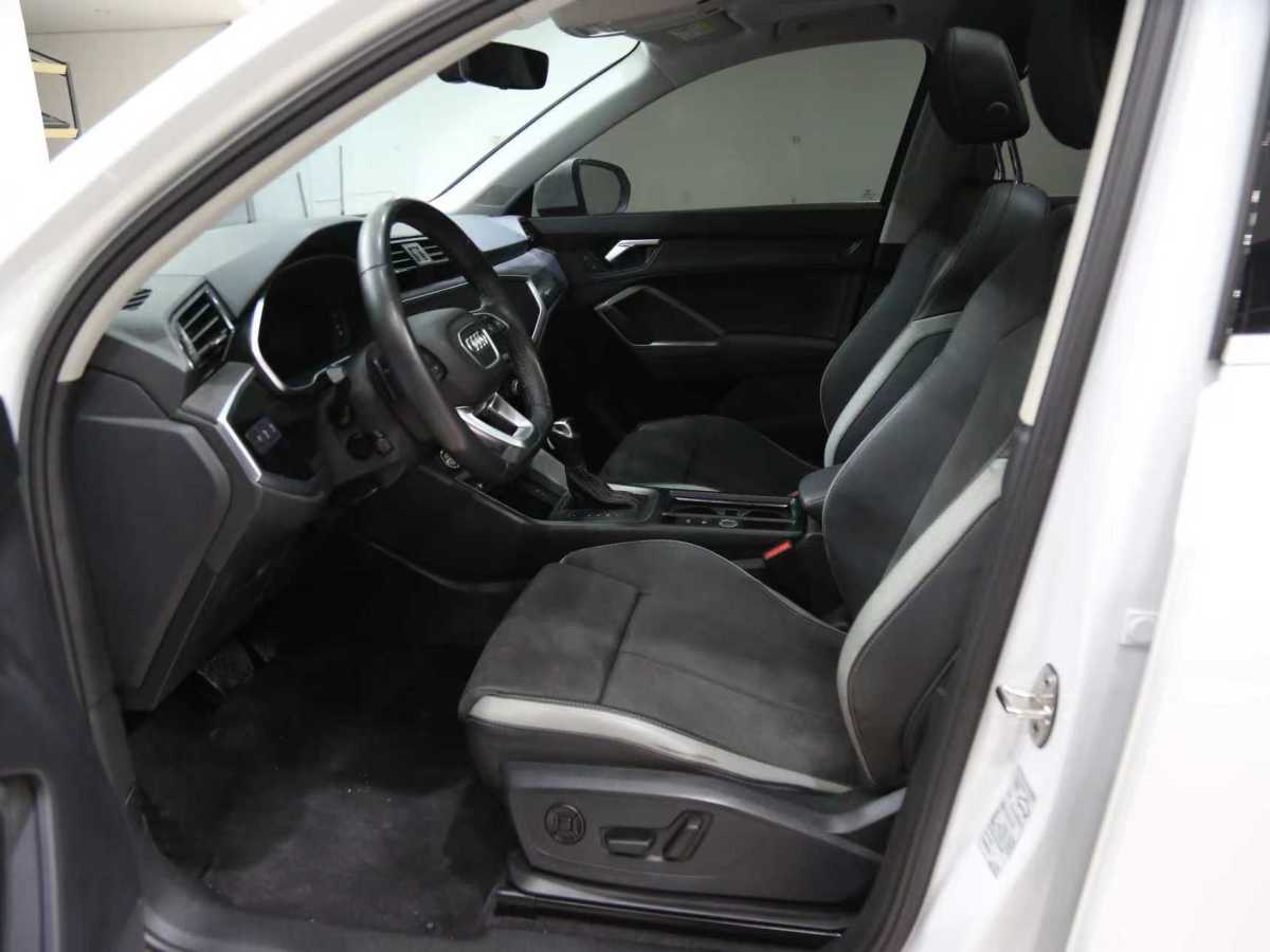 Audi Q3 (Imported) 2022 صورة سيارة #13