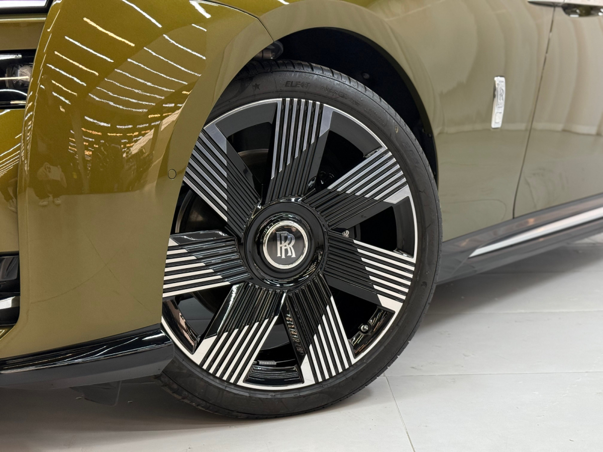 劳斯莱斯 闪灵 2025 汽车图片 #13