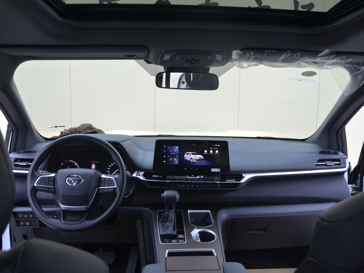 Toyota Granvia 2025 #13 Toyota Granvia 2025 immagine di auto #13