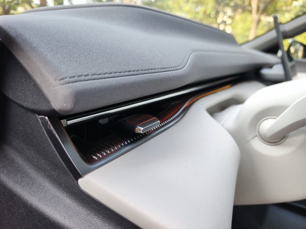 Deepal L07 2024 #13 Deepal L07 2024 car image #13