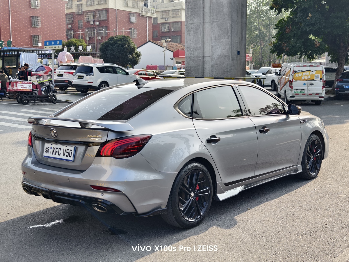 MG 6 New Energy 2020 car image #13