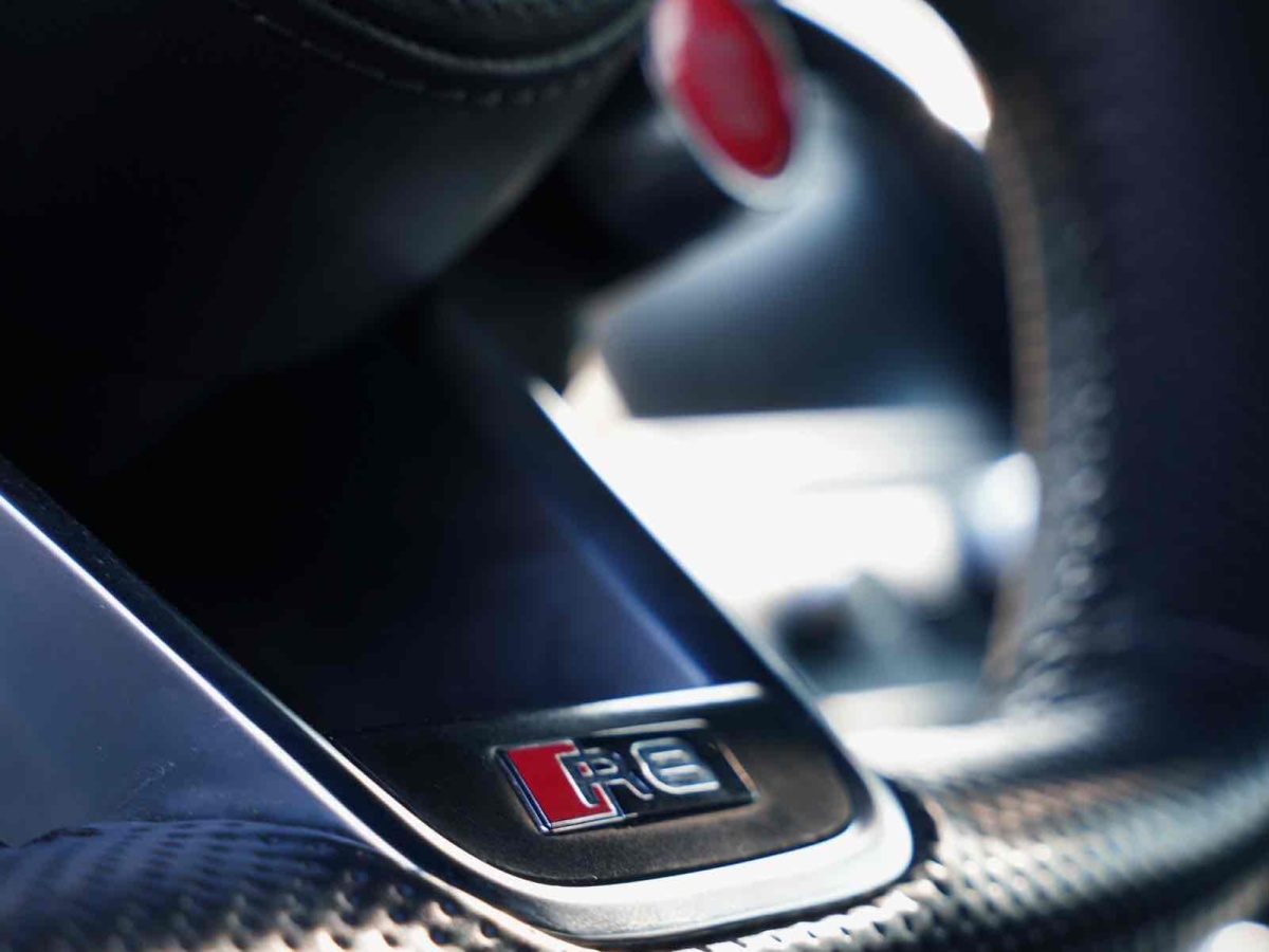 Audi R8 2008 изображение автомобиля #13