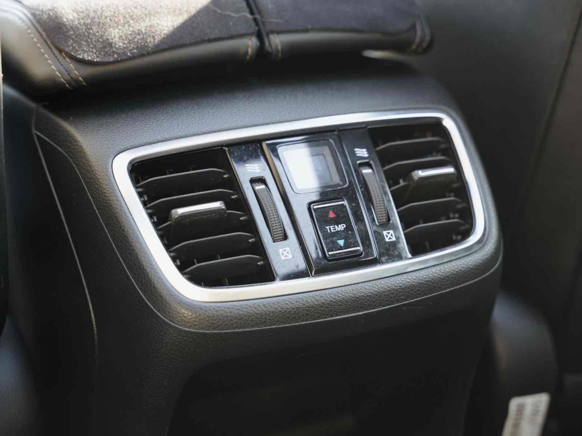 Honda UR-V 2020 car image #13