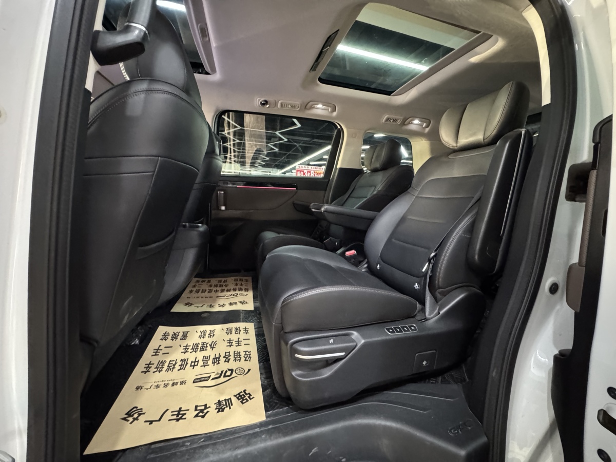 GAC Trumpchi E8 New Energy 2023 car image #13