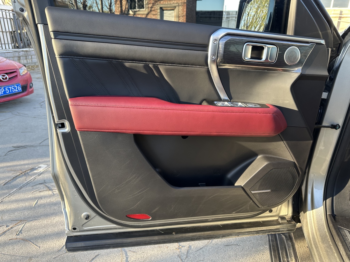 Tank 400 New Energy 2024 #13 Tank 400 New Energy 2024 car image #13