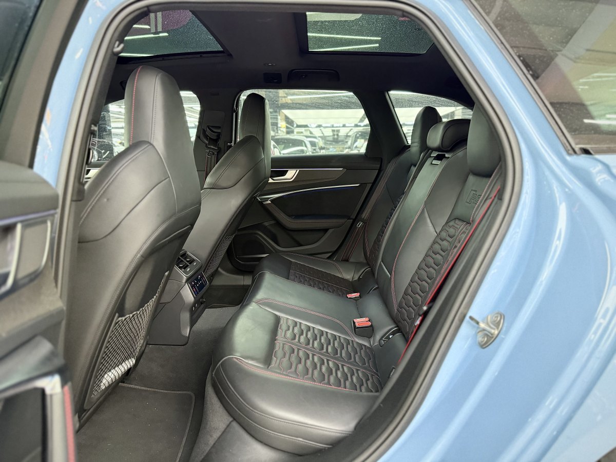 Audi RS 6 2023 car image #13