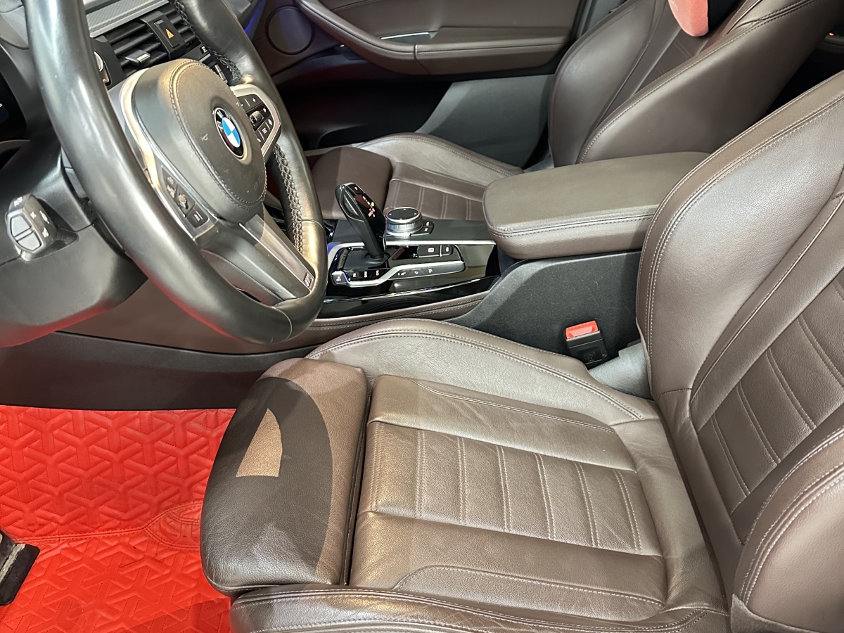 BMW X4 M 2020 car image #13