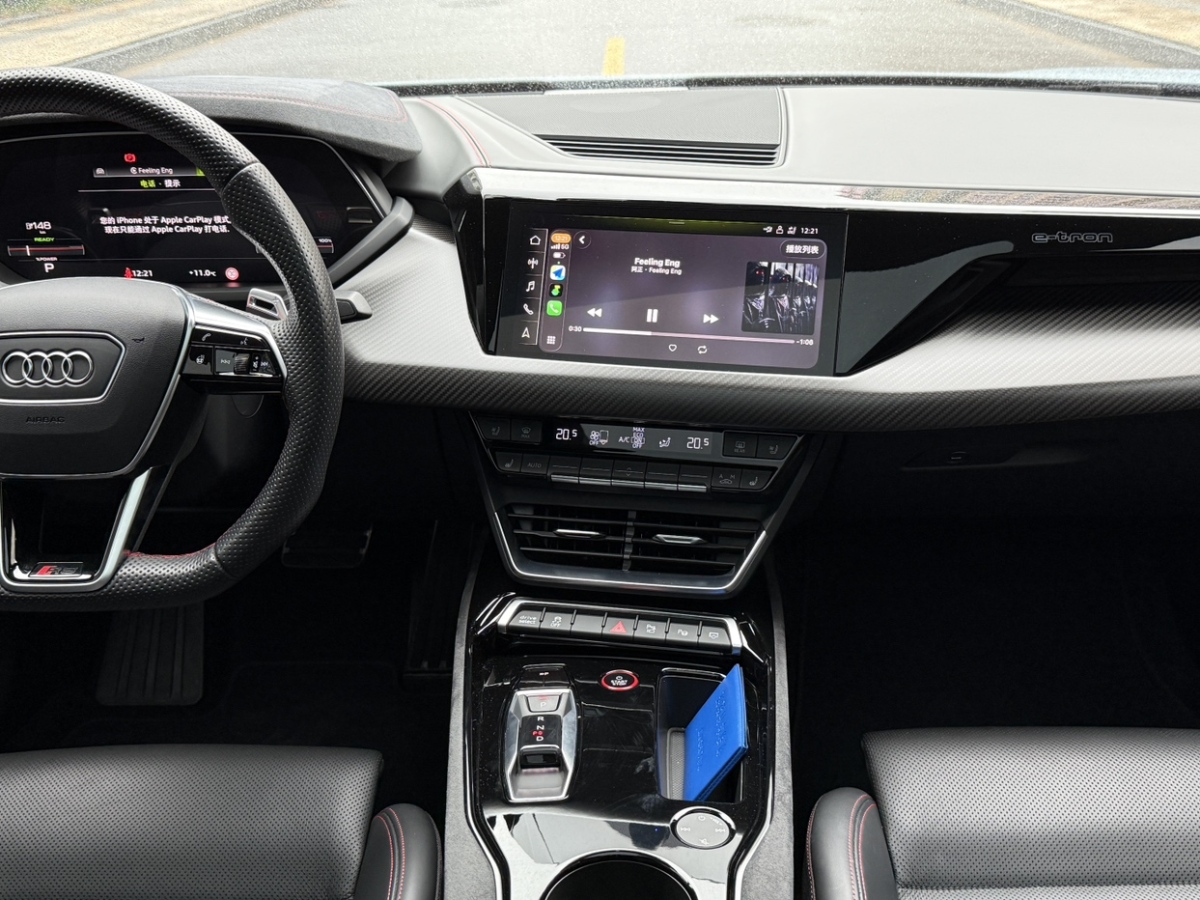 Audi RS e-tron GT 2024 immagine di auto #13