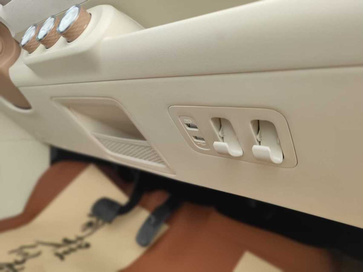 Wuling Hongguang MINI EV 2025 immagine di auto #13