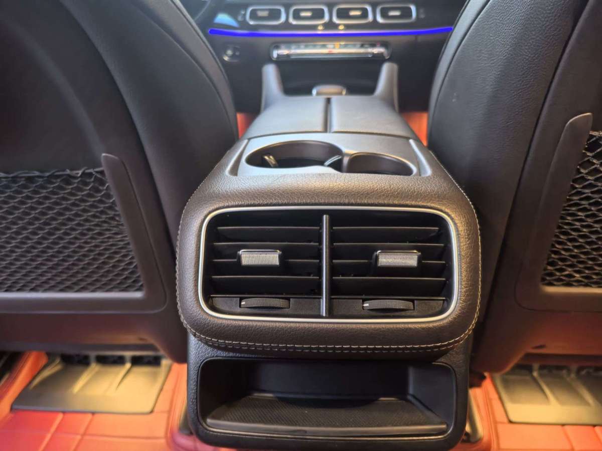 Mercedes-Benz GLE Class 2023 car image #13