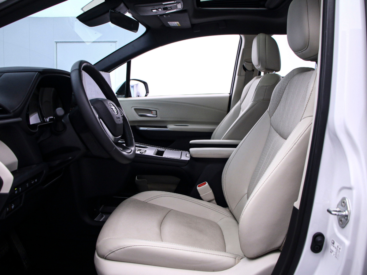 Toyota Bozhi 7 2024 #13 Toyota Bozhi 7 2024 car image #13