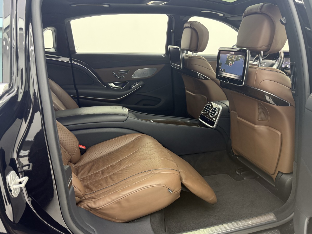 Mercedes-Benz Maybach S Class 2015 car image #13
