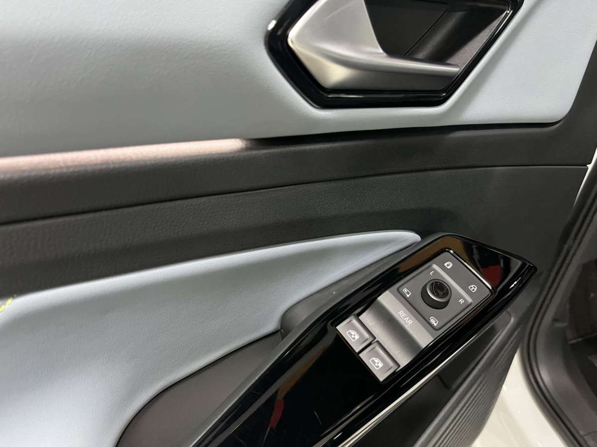 Volkswagen ID.4 X 2025 #13 Volkswagen ID.4 X 2025 immagine di auto #13