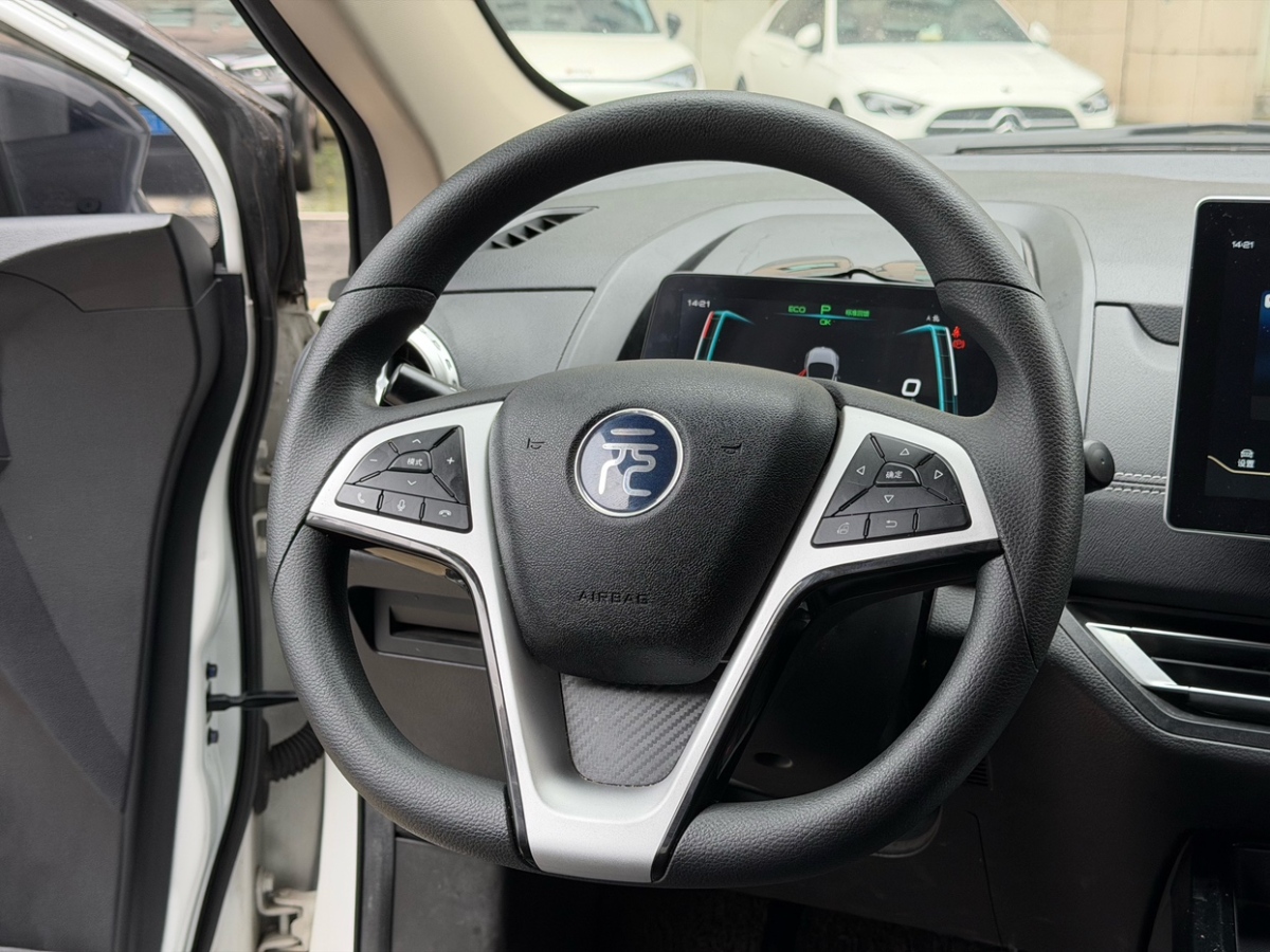 BYD Yuan New Energy 2019 car image #13