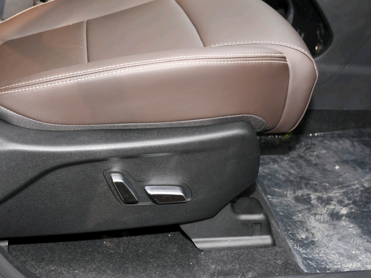 BYD Song MAX New Energy 2023 car image #13