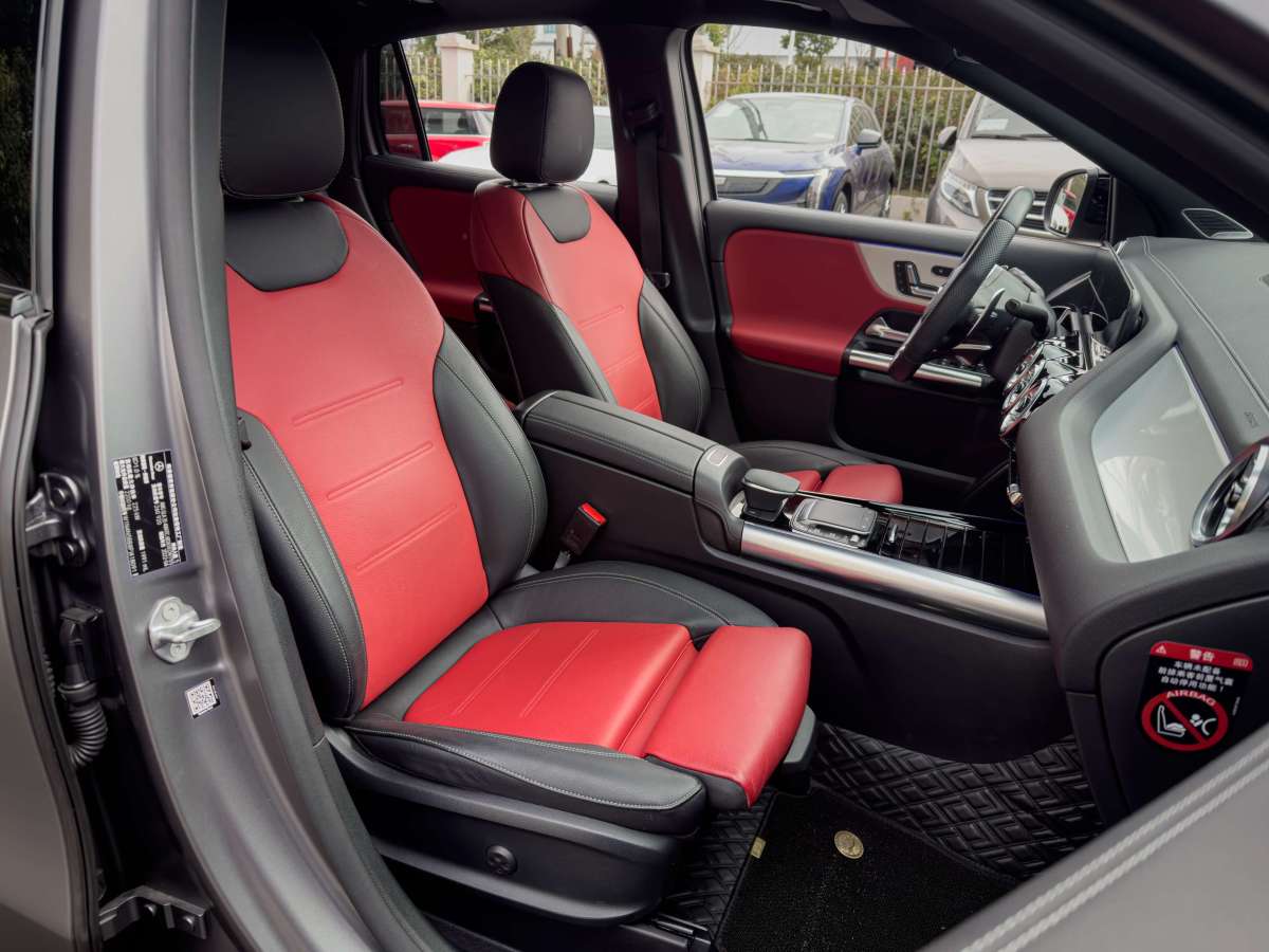 Mercedes-Benz GLA AMG 2023 car image #13