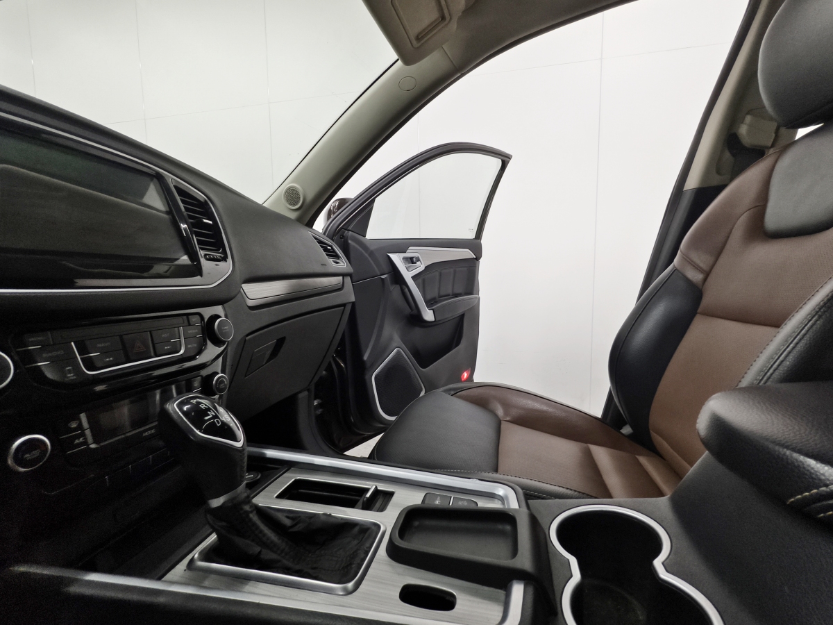 GEELY Vision X6 2017 car image #13